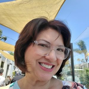 Meet your Posher, Edie